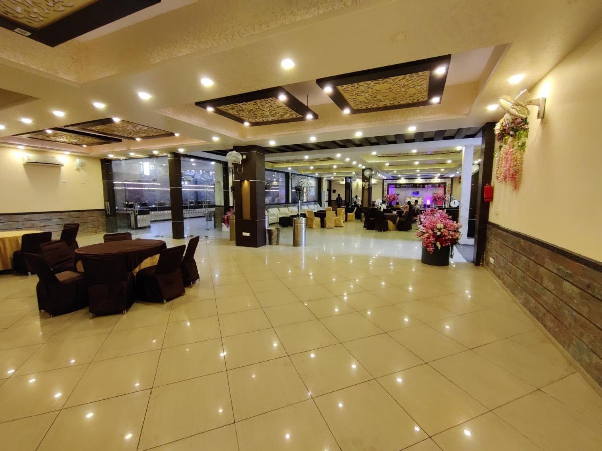ฤธรรมภาร รีสอร์ต Hotel อัลวาร์ ภายนอก รูปภาพ