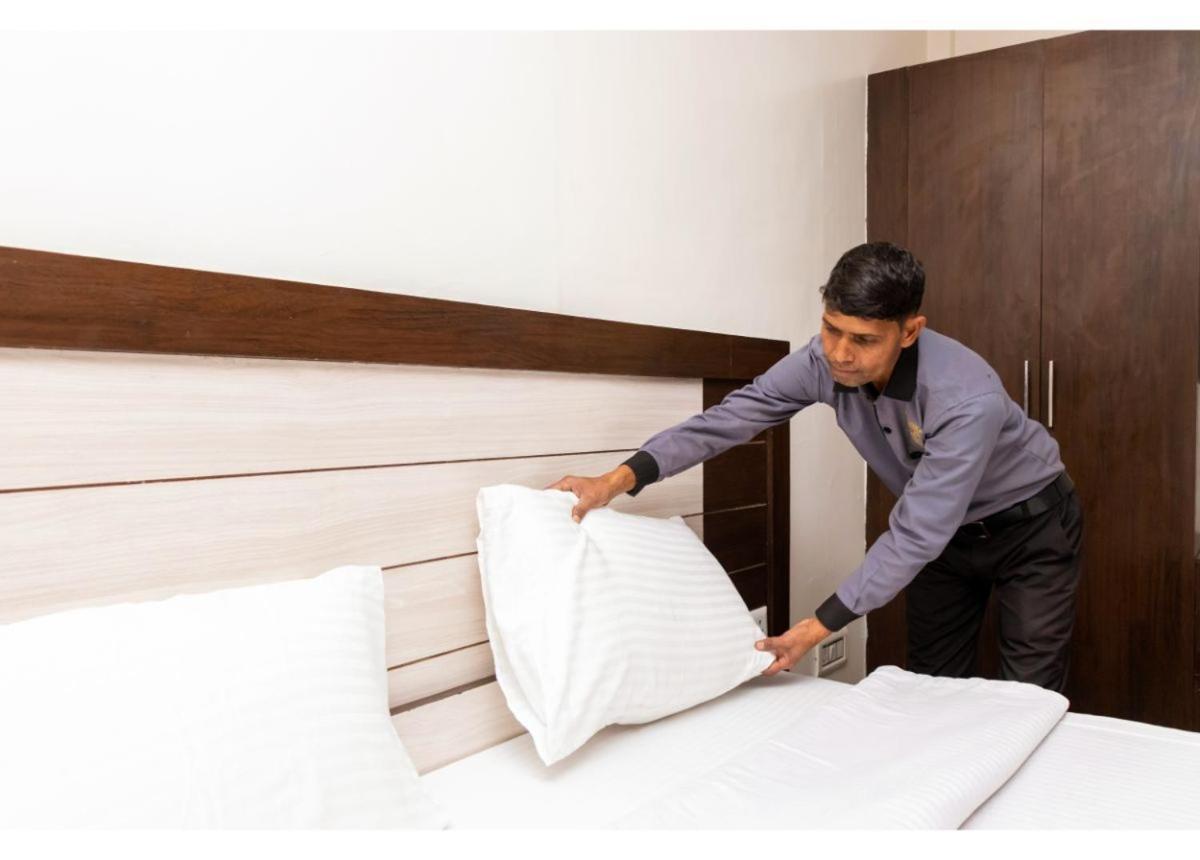 ฤธรรมภาร รีสอร์ต Hotel อัลวาร์ ภายนอก รูปภาพ
